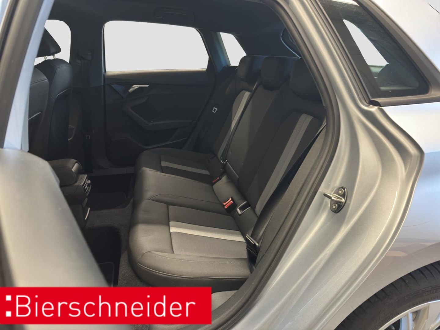 Audi A3 Sportback 2.0 TDI S tronic 35 advanced REAR A