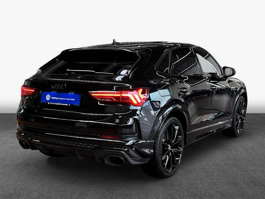Audi RS Q3 2.5 TFSI Sportback quattro S tronic - Samsaru's Car Outlet