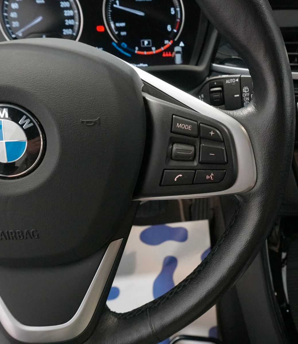 BMW X1 xDrive 20 d xLine - Samsaru's Car Outlet