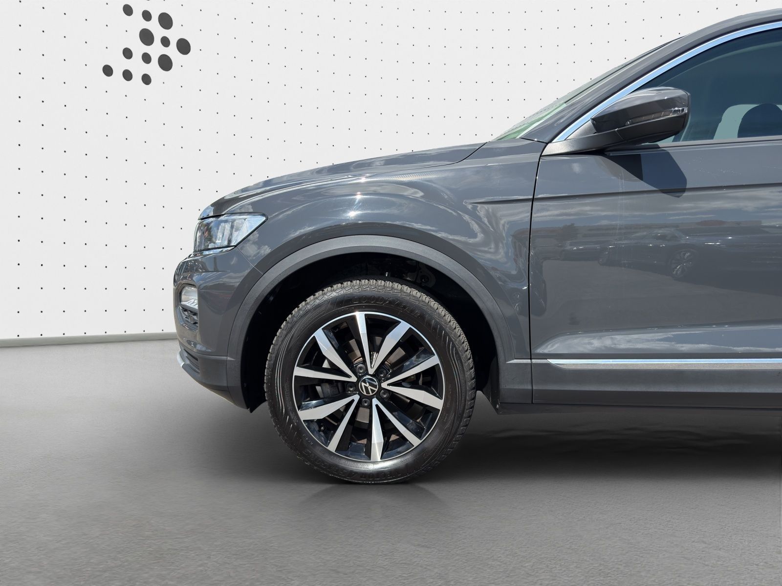 Volkswagen T-Roc Style 1.5 TSI DSG - Samsaru's Car Outlet