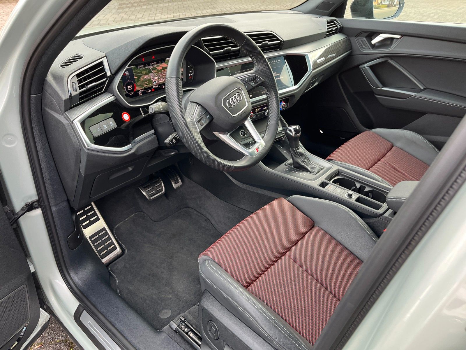 Audi Q3 Sportback 35 TDI quattro S line - Samsaru's Car Outlet