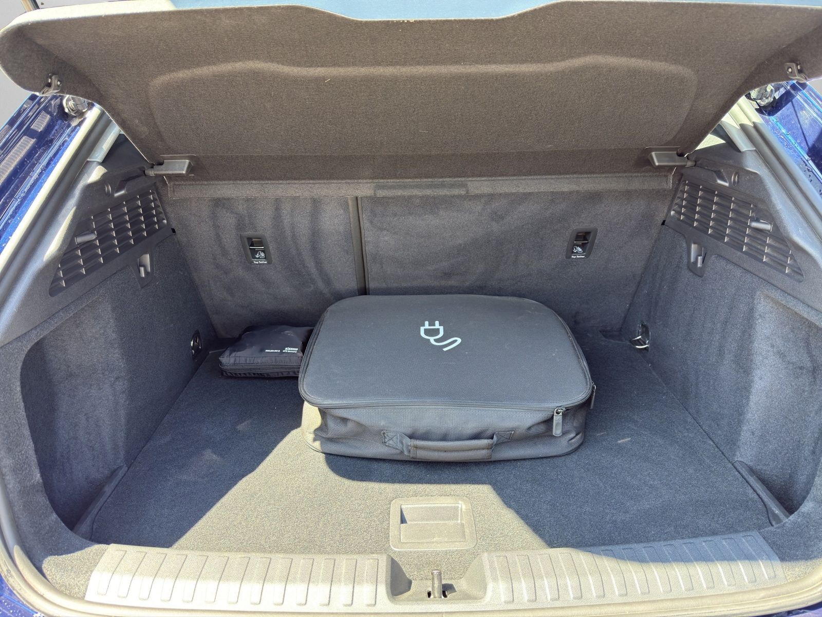 Audi A3 Sportback 40 TFSIe S tronic advanced - Samsaru's Car Outlet