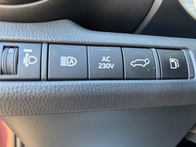 Toyota C-HR 2,0 Plug-In Hybrid Team Deutschland 1. Hand