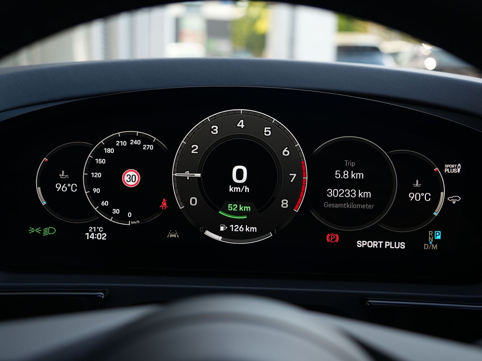 Porsche E-Hybrid INNODRIVE-LUFTF.-PANO-AHK-MASSAGE-VOLL