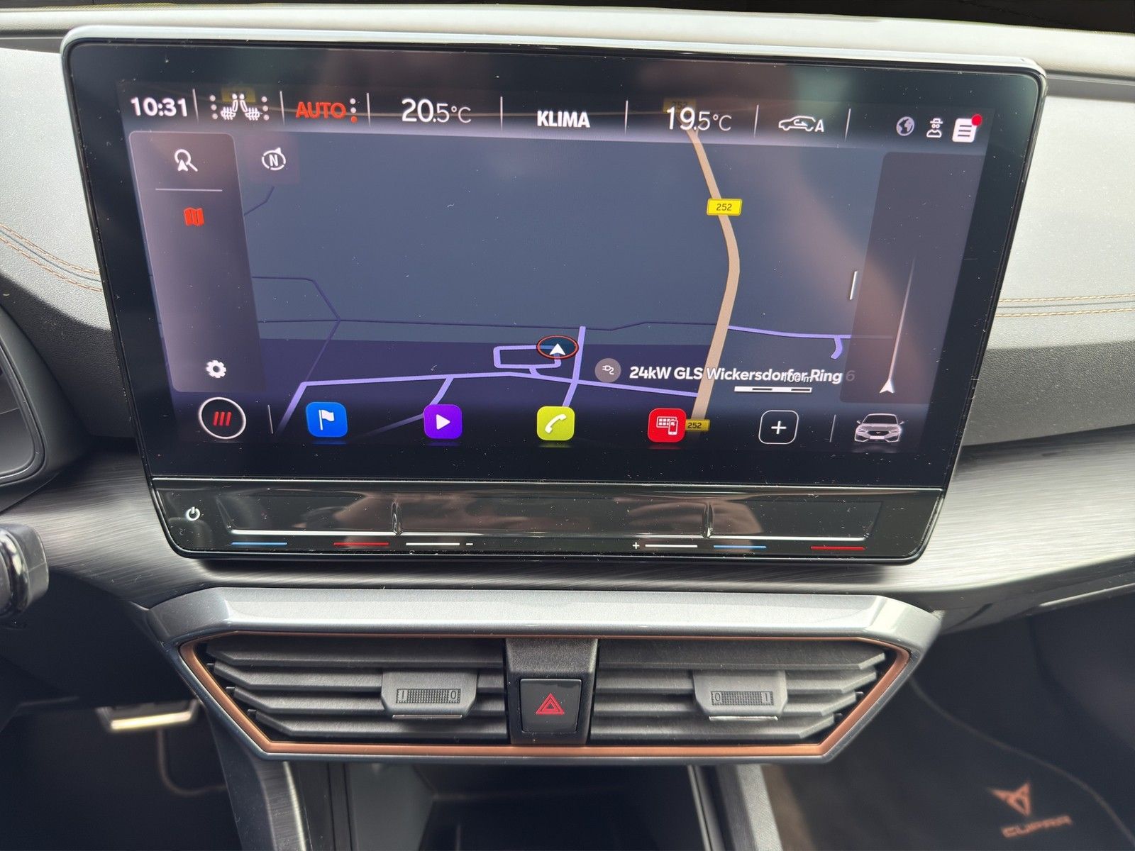 Cupra Leon 2.0 TSI DSG - Samsaru's Car Outlet