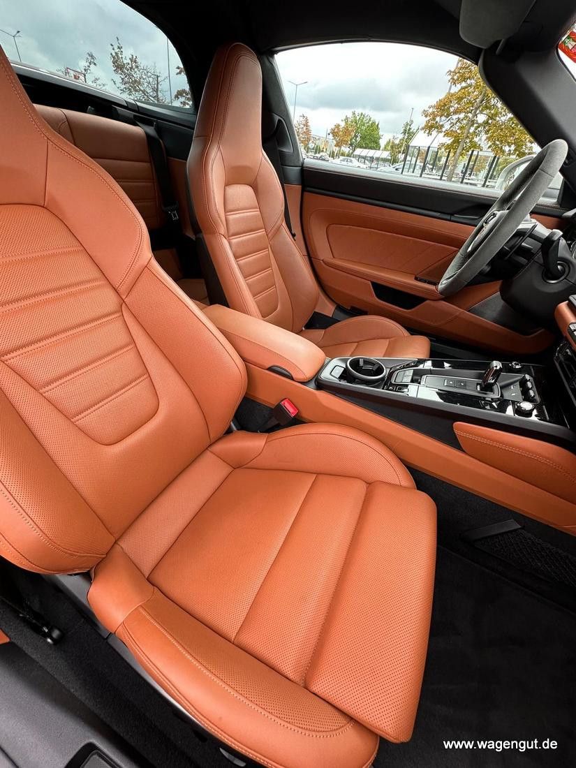 Porsche 911 Targa 4 GTS BURMESTER*CARBON*