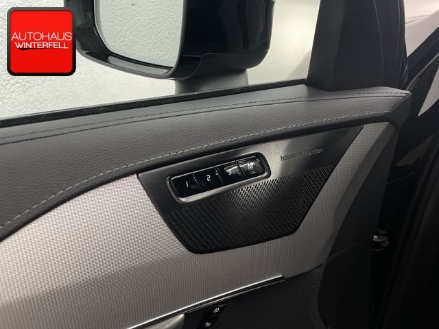 Volvo XC90 B5 D AWD Plus Dark - Samsaru's Car Outlet