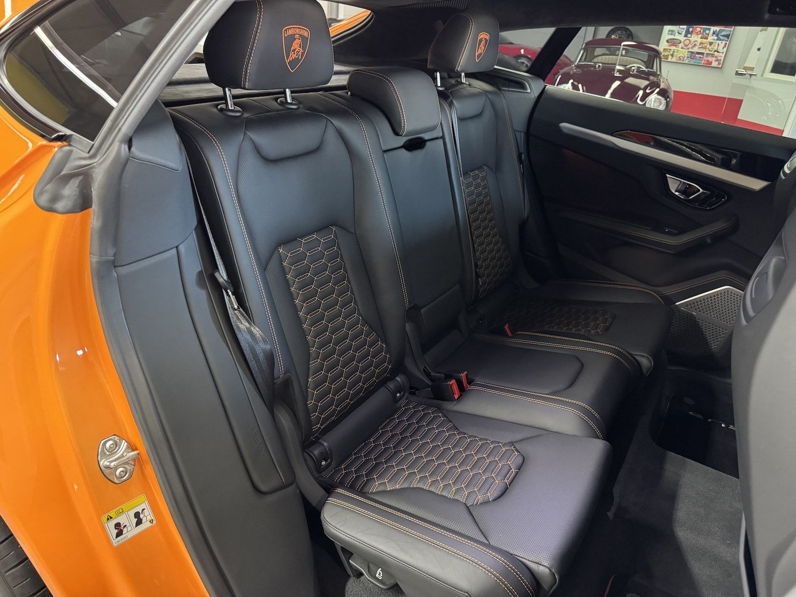 Lamborghini Urus Dt.Auto - Samsaru's Car Outlet