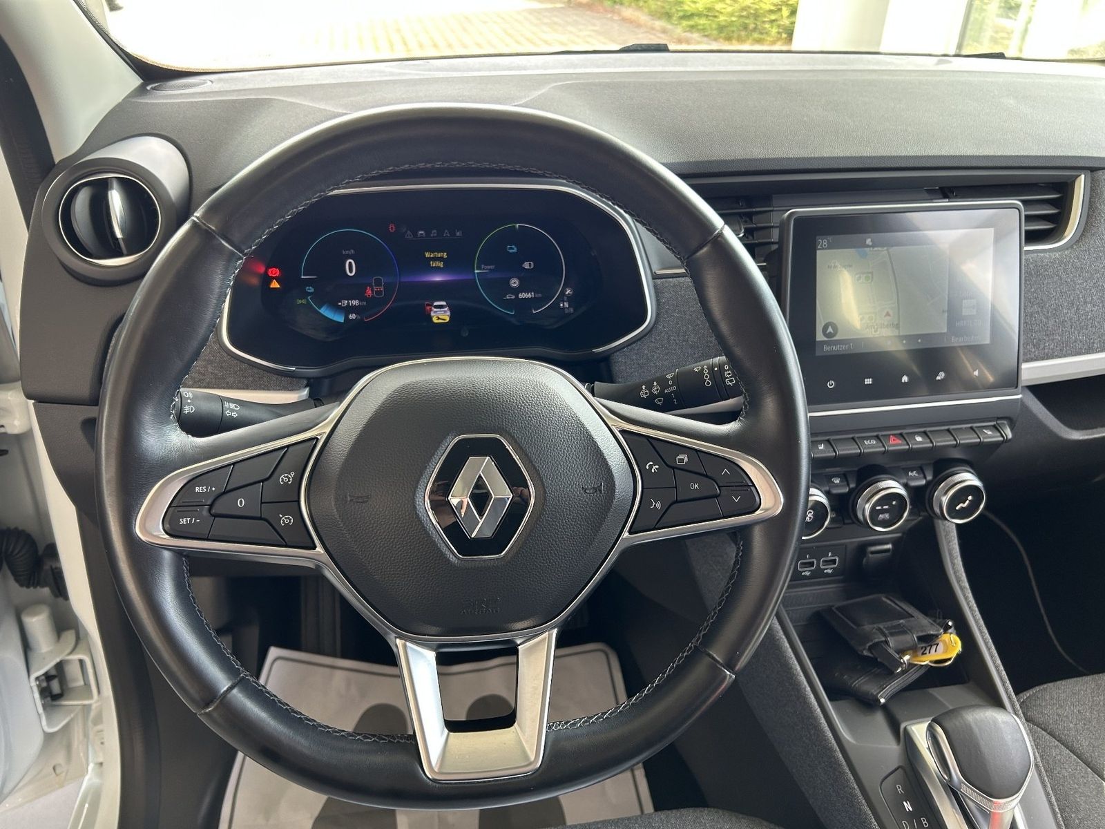 Renault ZOE EXPERIENCE R110 Z.E. 50 - Samsaru's Car Outlet