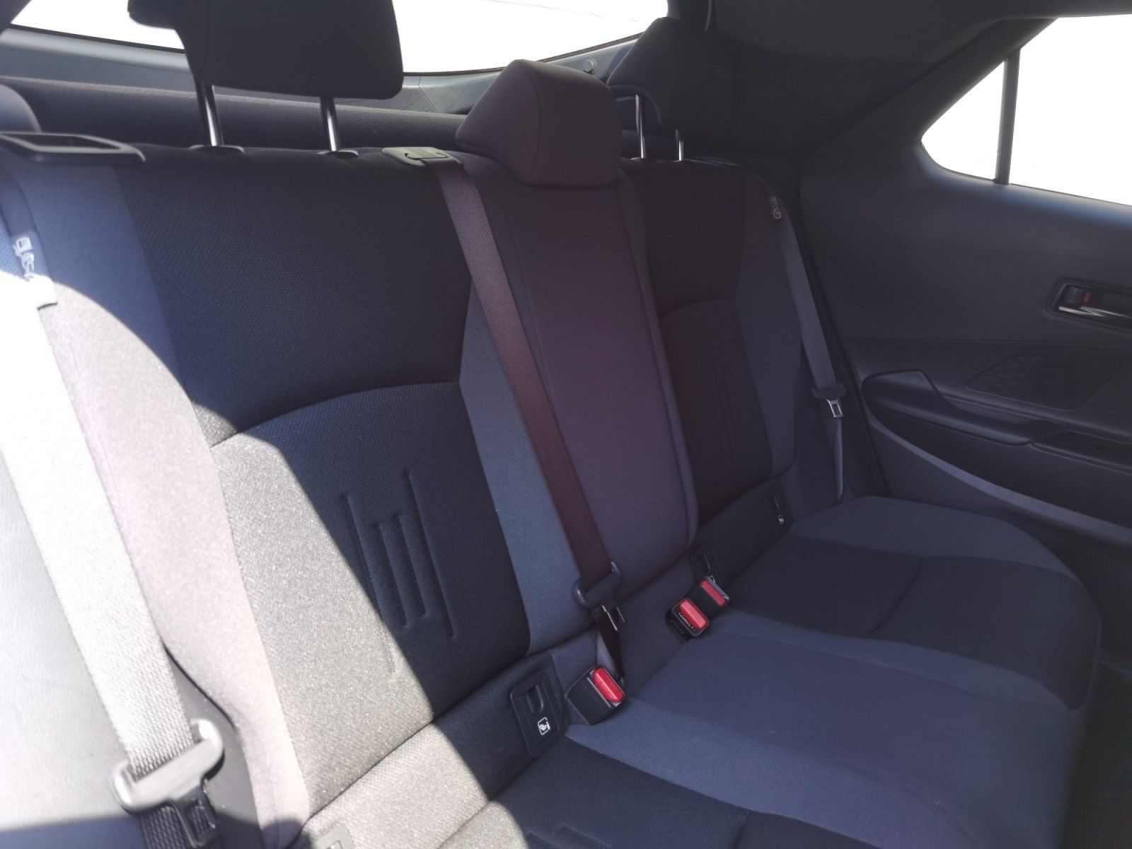 Toyota C-HR 1.8 Hybrid FWD - Samsaru's Car Outlet