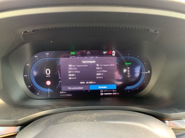 Volvo V60 T6 AWD Plus Dark gr.Reichweite Abstandstemp.