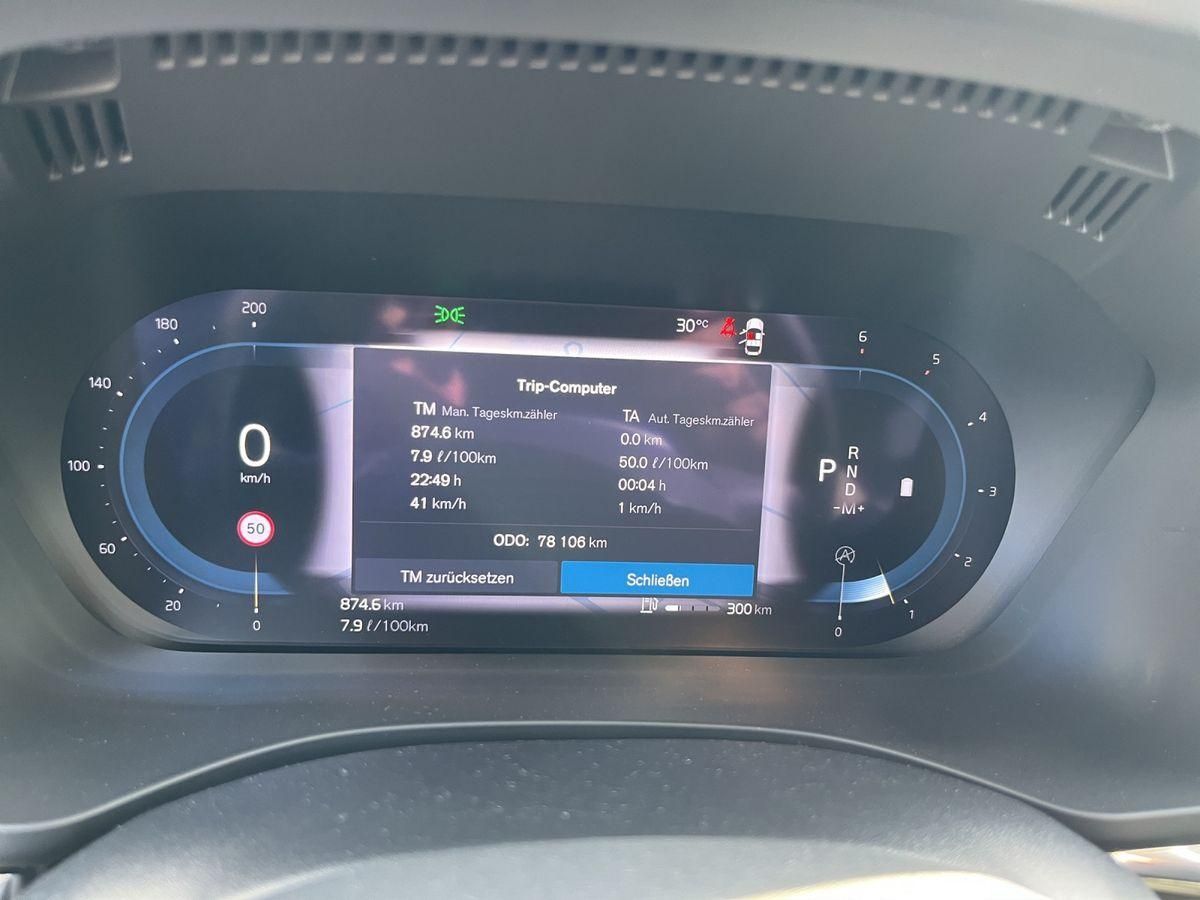 Volvo XC60 2.0 Diesel Momentum Pro AWD - Samsaru's Car Outlet