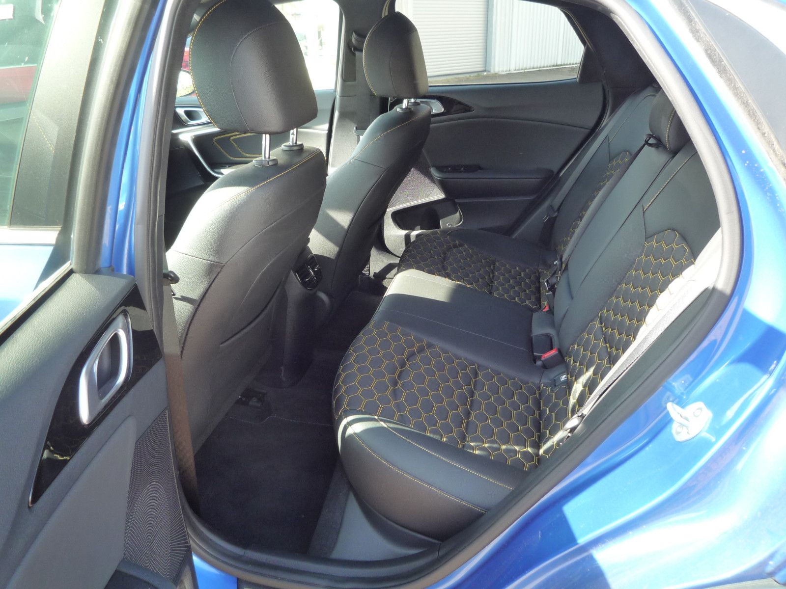 Kia XCeed Xdition - Samsaru's Car Outlet
