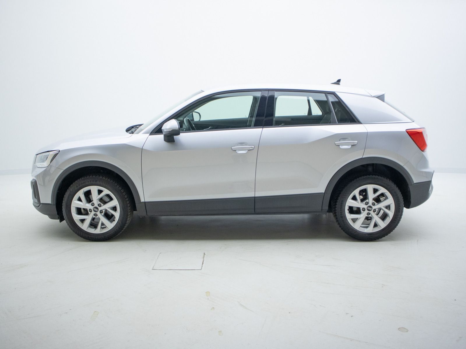 Audi Q2 35 TFSI S-TRO**RFK*GJR*LED*AAC*NAVI*SHZ*GRA**