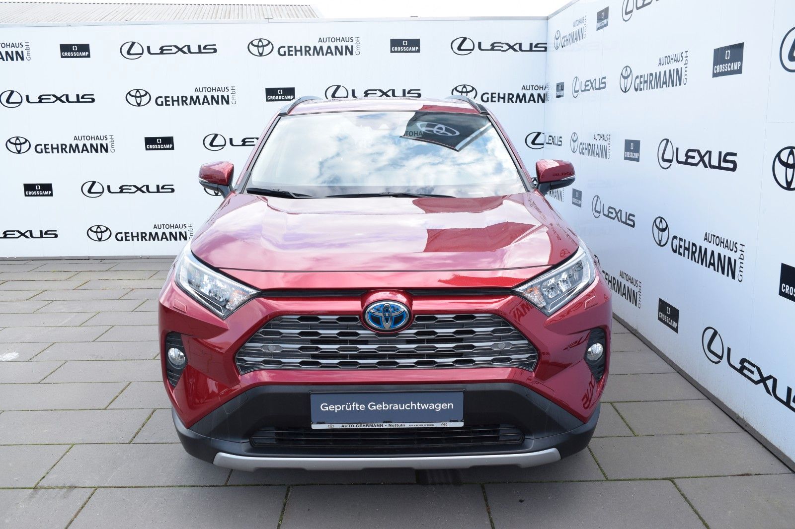 Toyota RAV4 Hybrid 4x2 Club - Samsaru's Car Outlet