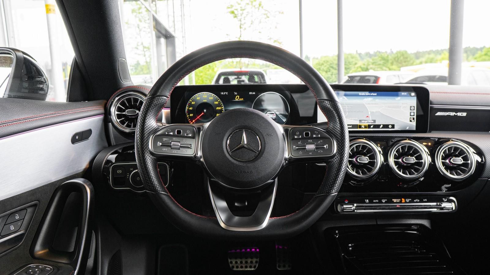 Mercedes-Benz CLA 35 AMG 4M - Samsaru's Car Outlet