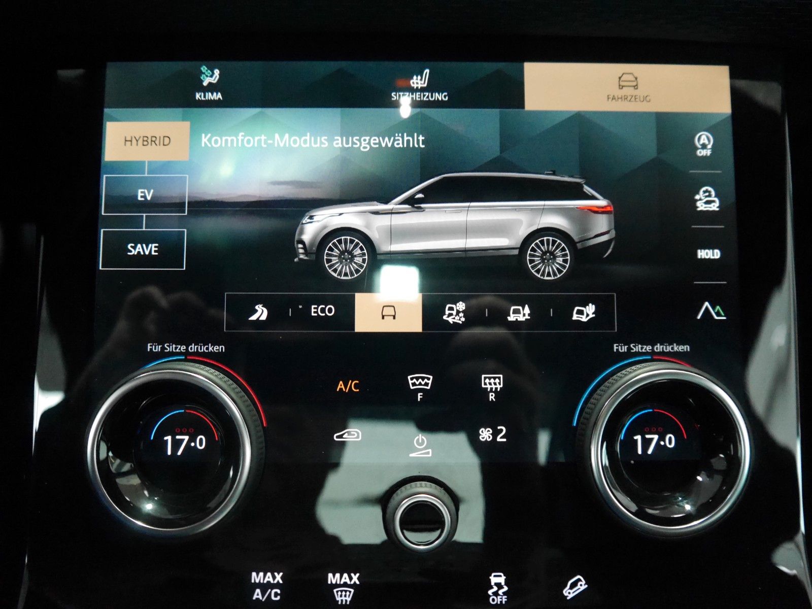Range Rover Velar P400e S - Samsaru's Car Outlet