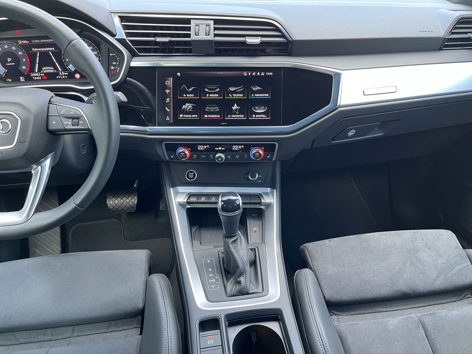 Audi Q3 Sportback 40 TFSI quattro S line - Samsaru's Car Outlet