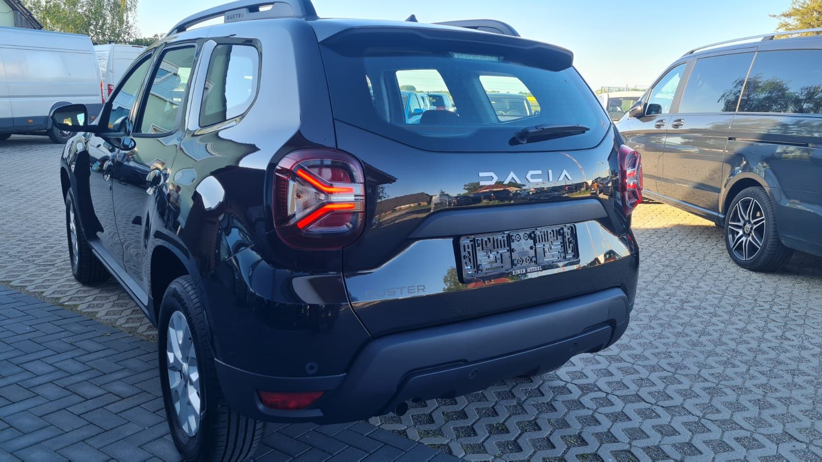 Dacia Duster II Expression - Samsaru's Car Outlet