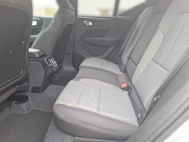 Volvo XC40 2WD Core *AHK Schwenkbar* Rückfahrkamera* G