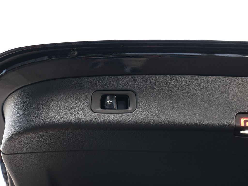 Mercedes-Benz GLC 220 d 4M AMG Sport Advanced AHK Distr. LED P