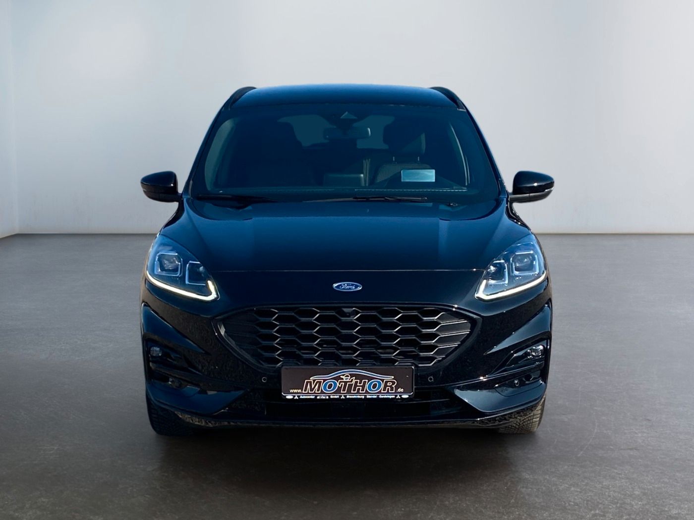 Ford Kuga ST-Line 1.5 FWD - Samsaru's Car Outlet