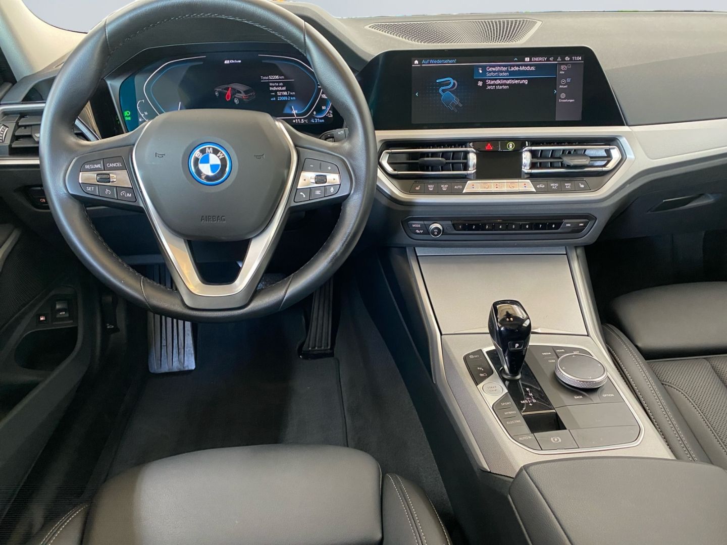 BMW 320 e Touring Advantage - Samsaru's Car Outlet