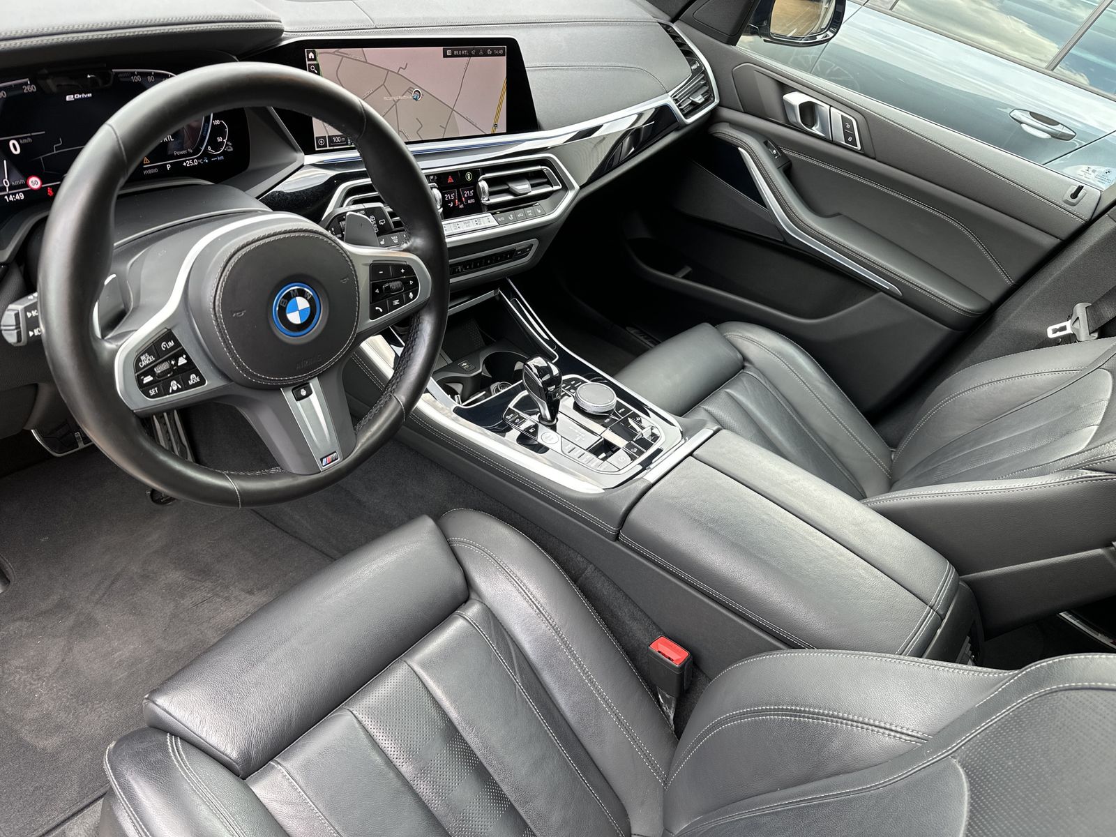 BMW X5 xDrive45e M-Sport NAV+LASER+AHK+PANO+360°+ACC