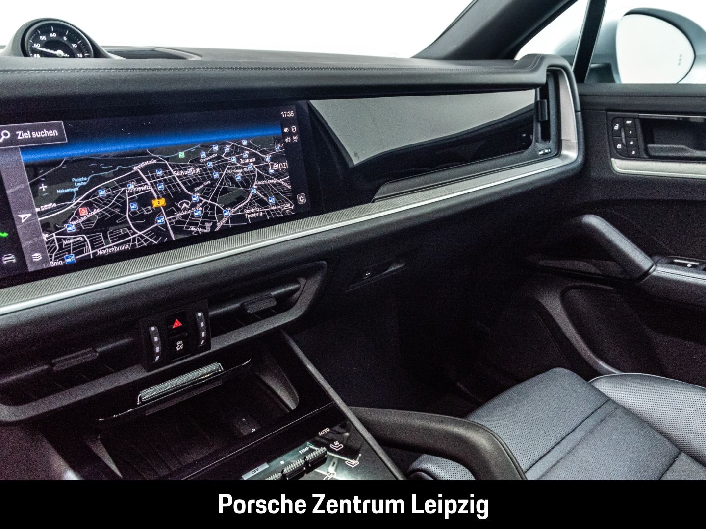 Porsche Cayenne E-Hybrid Coupe Massage el.AHK InnoDrive