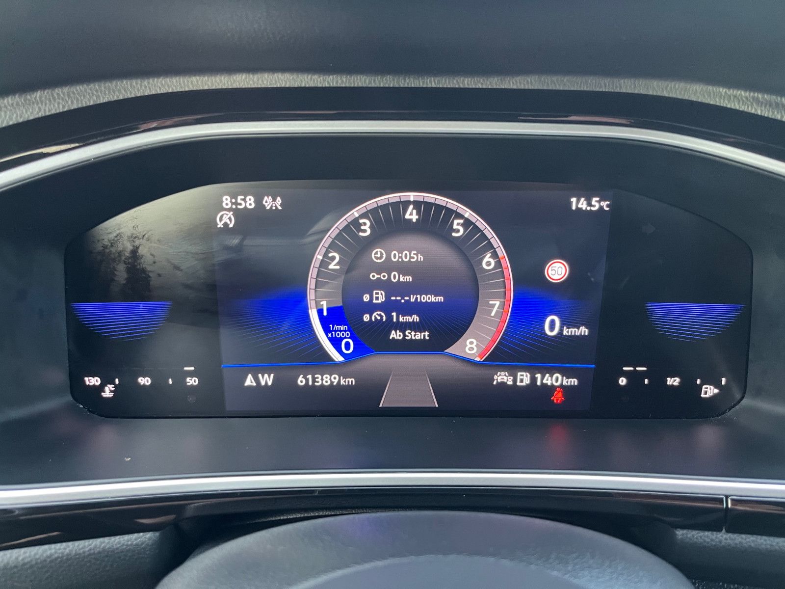Volkswagen T-Roc R-Line - Samsaru's Car Outlet