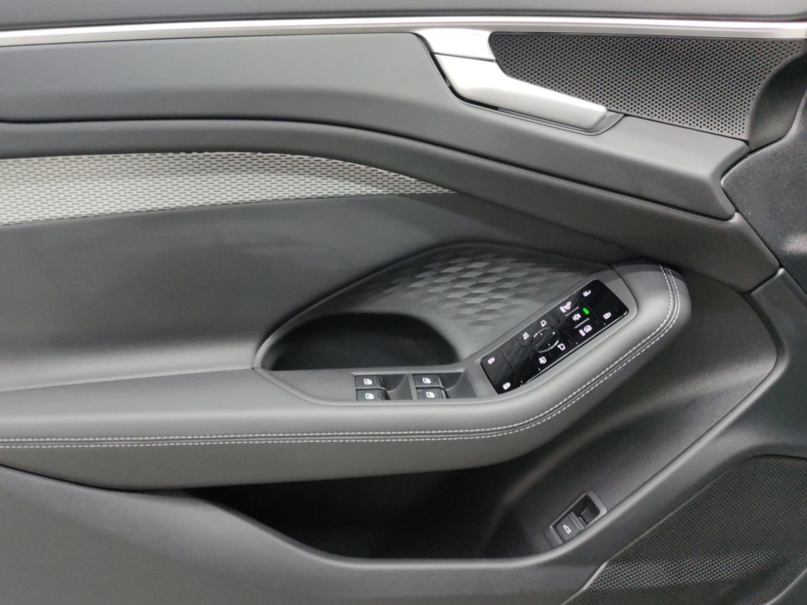Audi A6 Avant TDI S LINE LM19 BF-DISPLAY LEDER