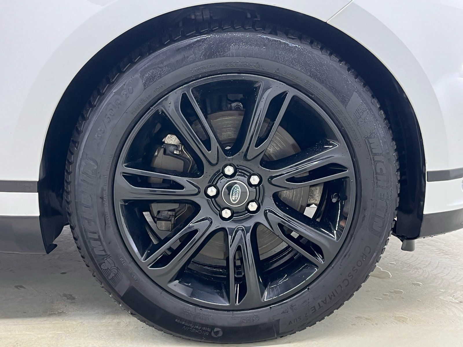 Range Rover Velar D300 Dynamic HSE - Samsaru's Car Outlet