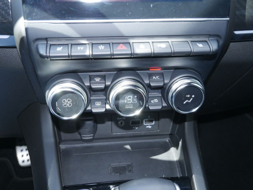 Renault Arkana R.S. Line E-Tech 145 - Samsaru's Car Outlet
