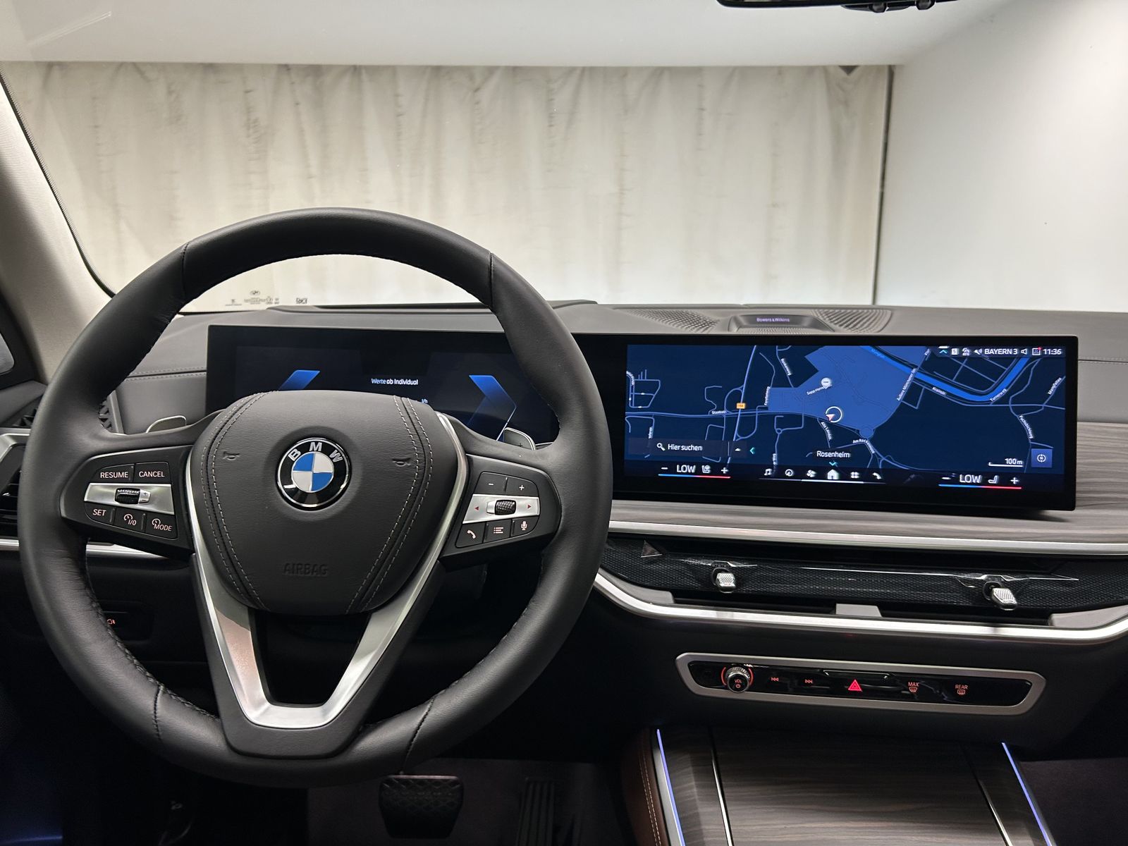 BMW X5 xDrive40i M Sportpaket AHK B&W Pano. DAB Driv