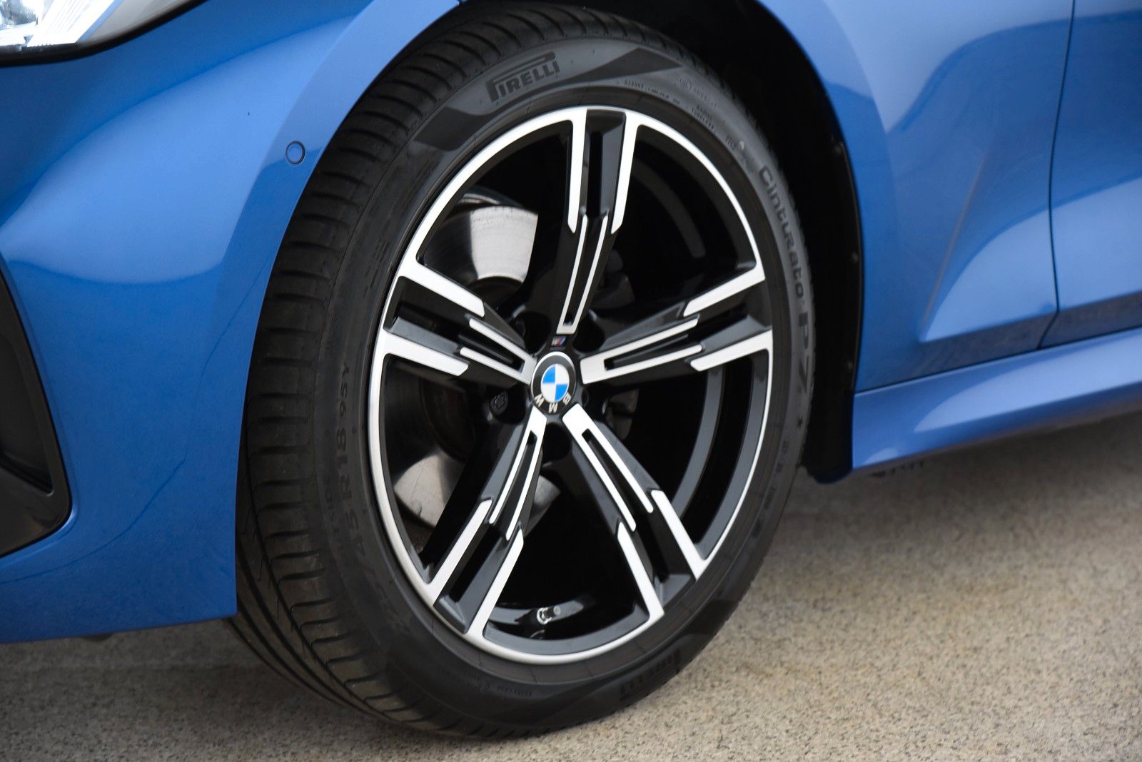 BMW 320d xDrive Touring M Sport - Samsaru's Car Outlet