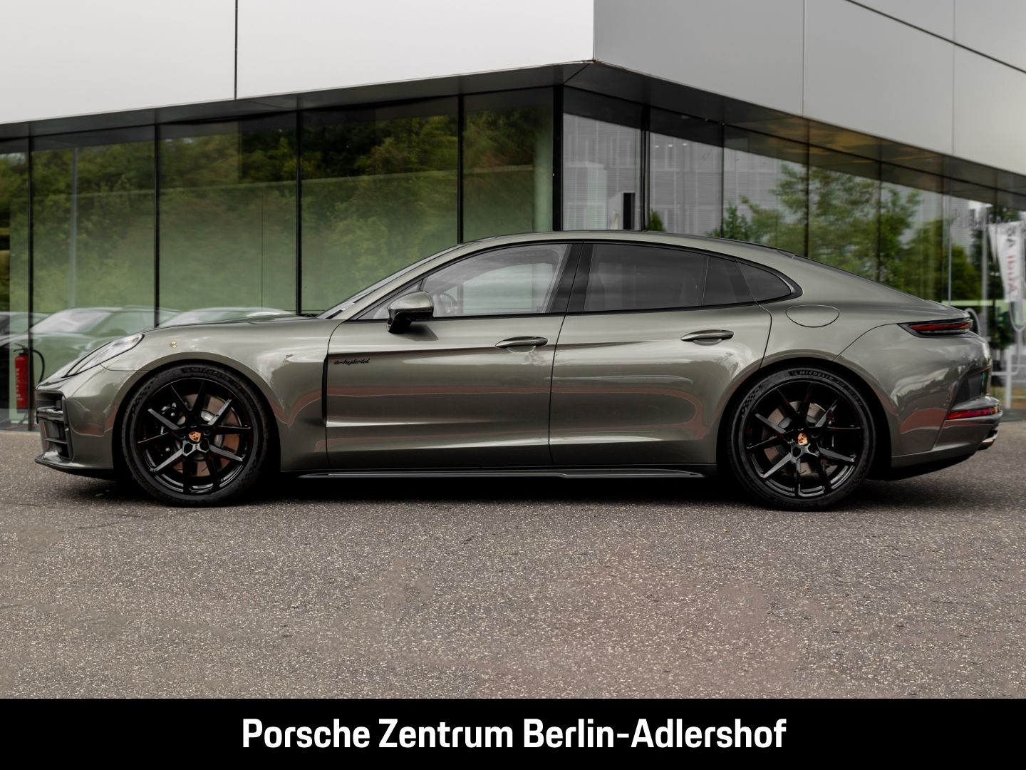Porsche Panamera 4S E-Hybrid HA-Lenkung InnoDrive HUD