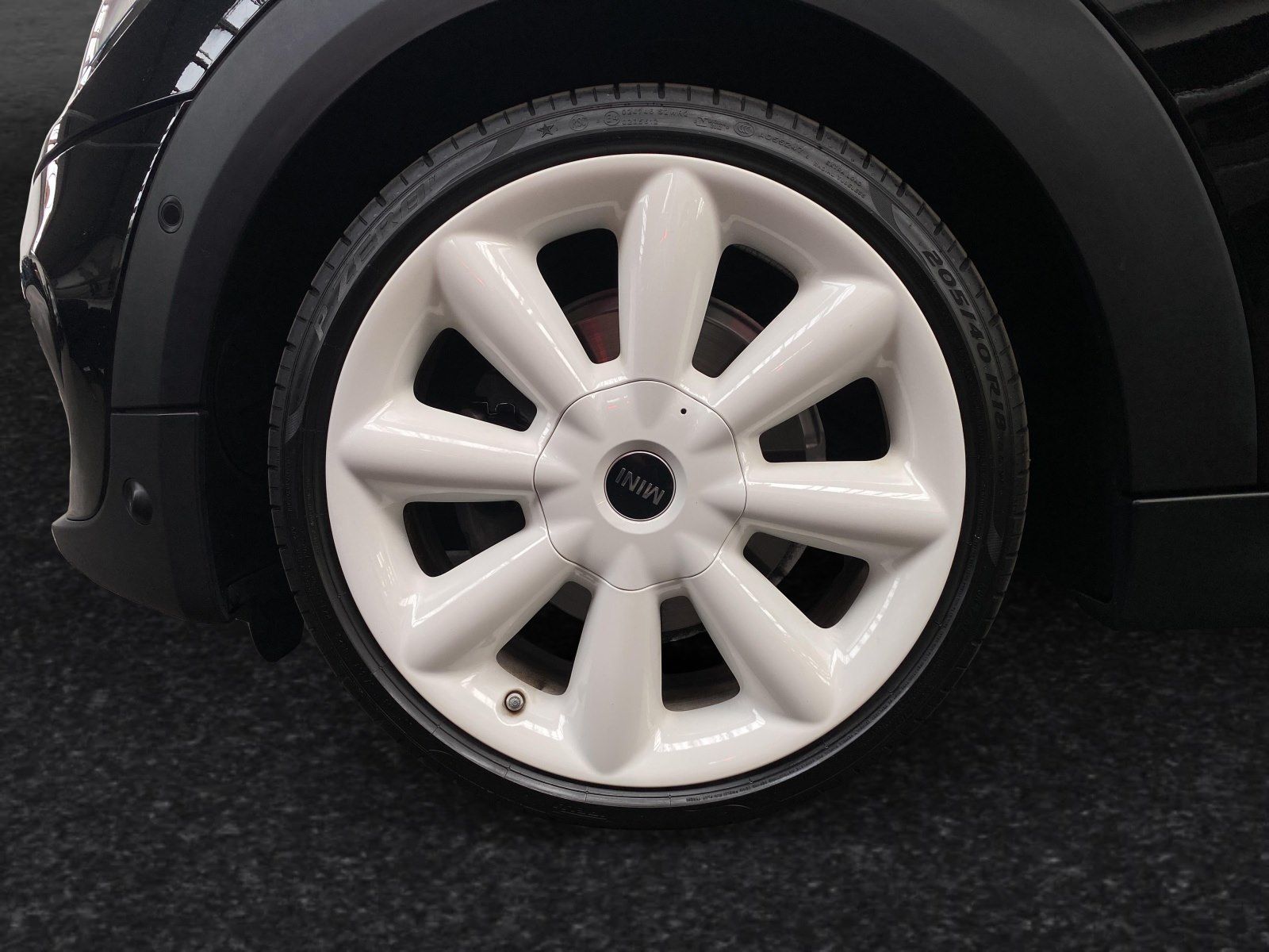 MINI Cooper - Samsaru's Car Outlet