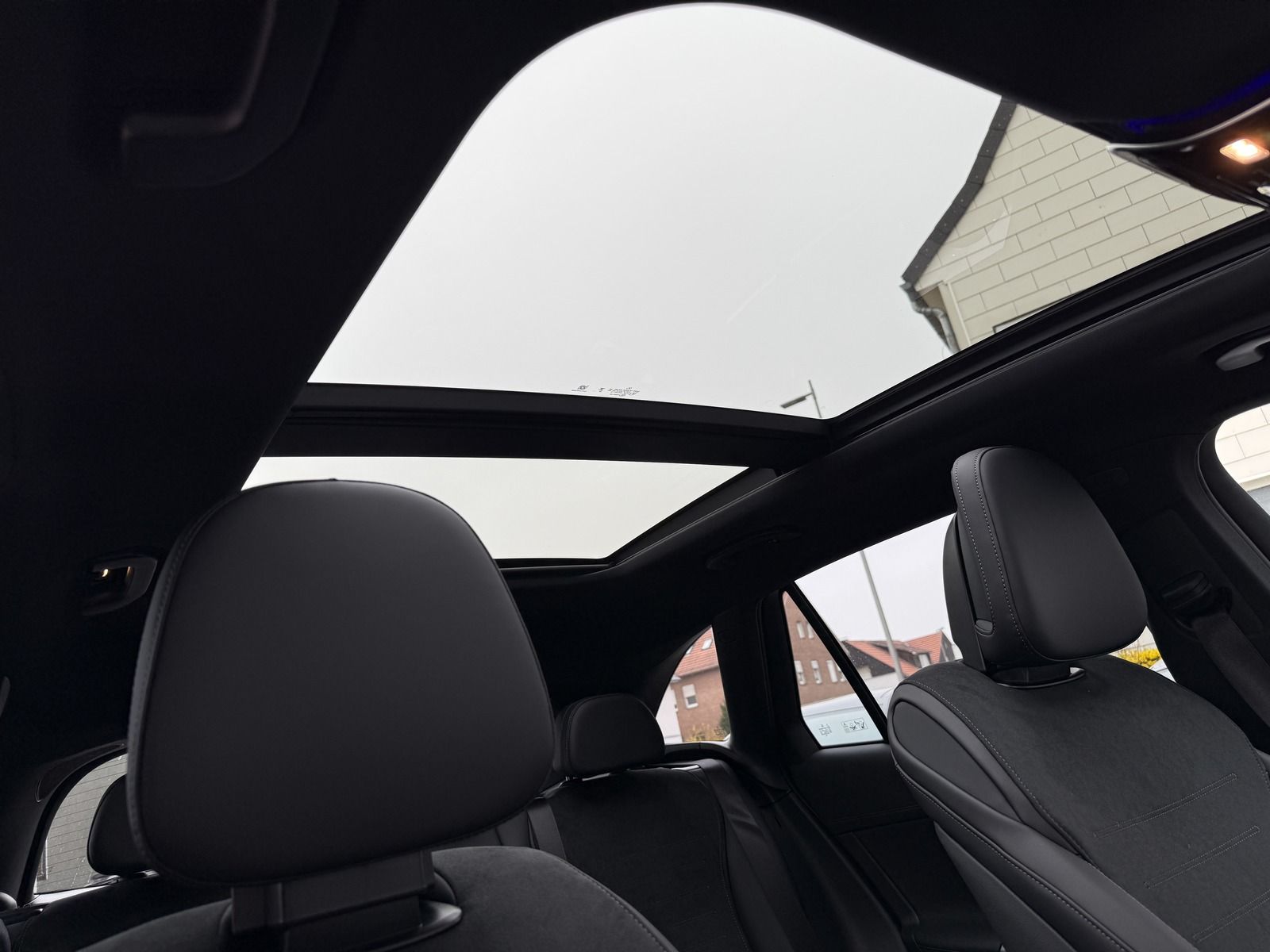 Mercedes-Benz GLC 220 d 4M AMG LINE Panorama 360 Memory