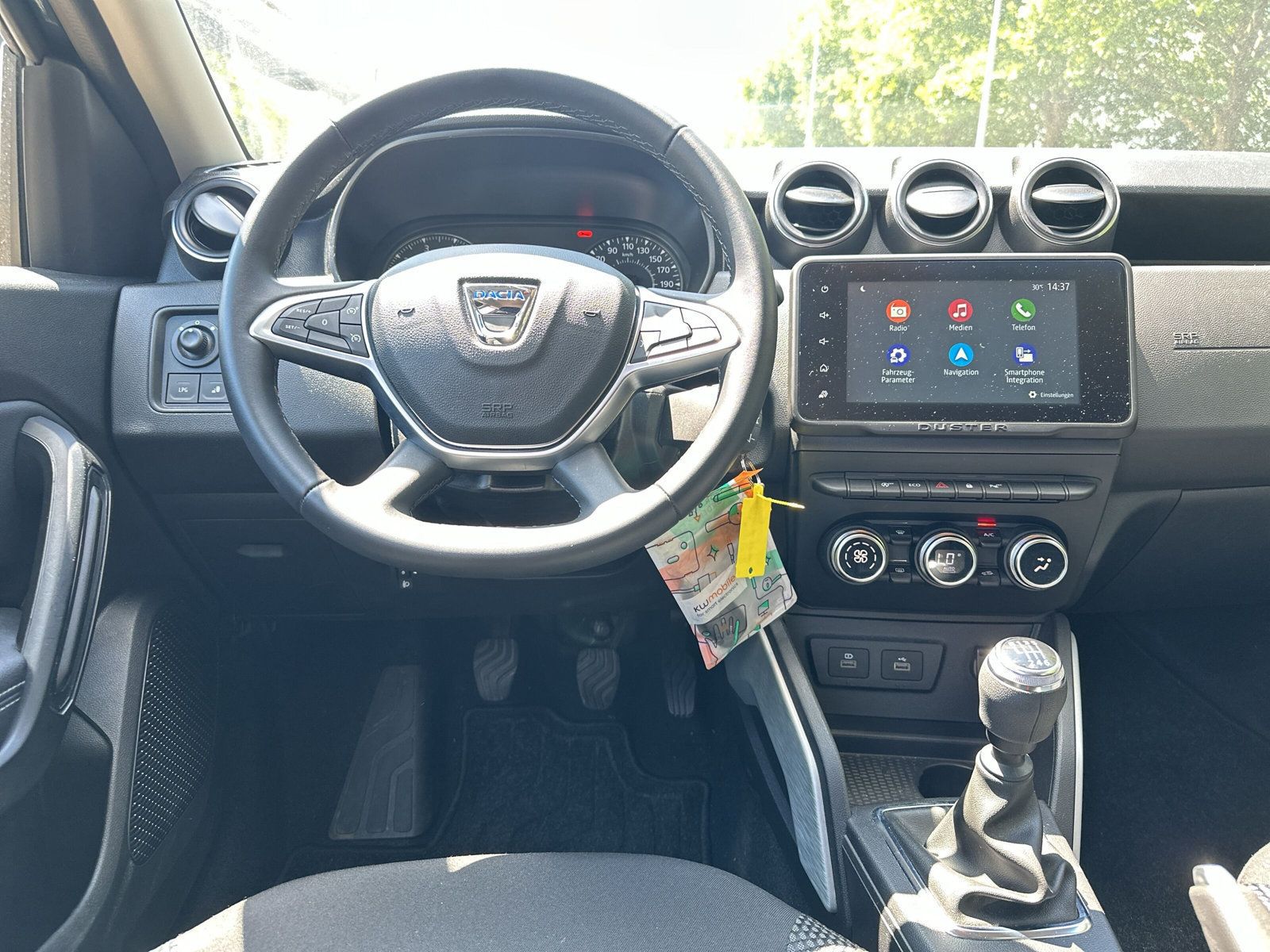 Dacia Duster II Prestige 2WD 1.0 TCe 100 - Samsaru's Car Outlet