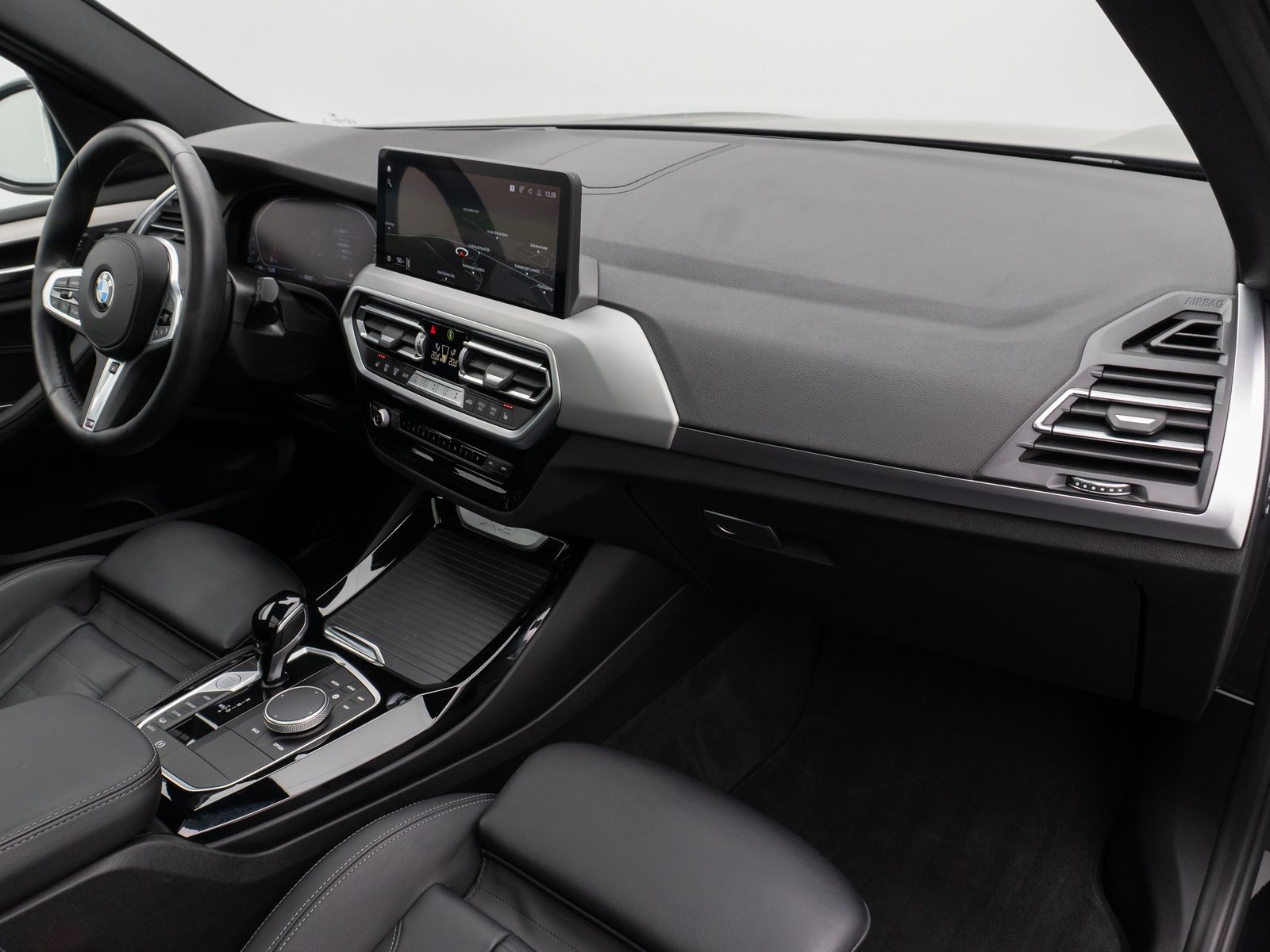 BMW X3 xD30d - Samsaru's Car Outlet