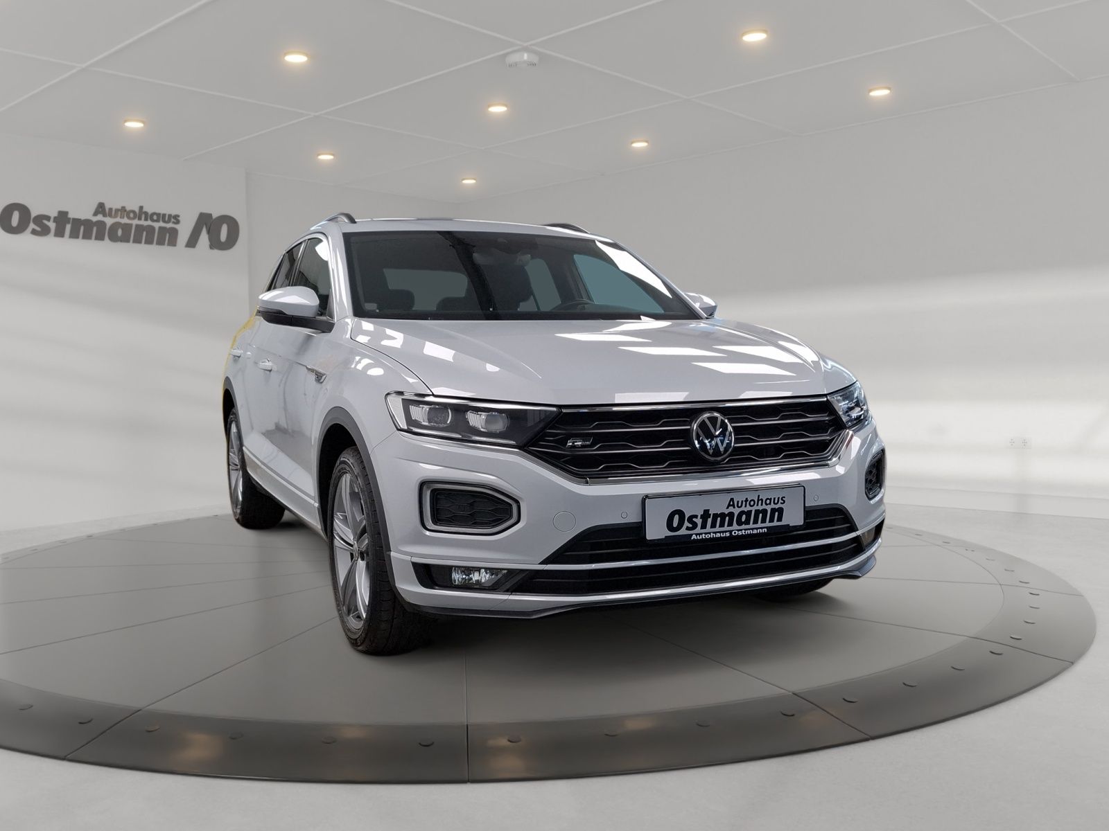 Volkswagen T-Roc 1.5 TSI Sport R-Line - Samsaru's Car Outlet