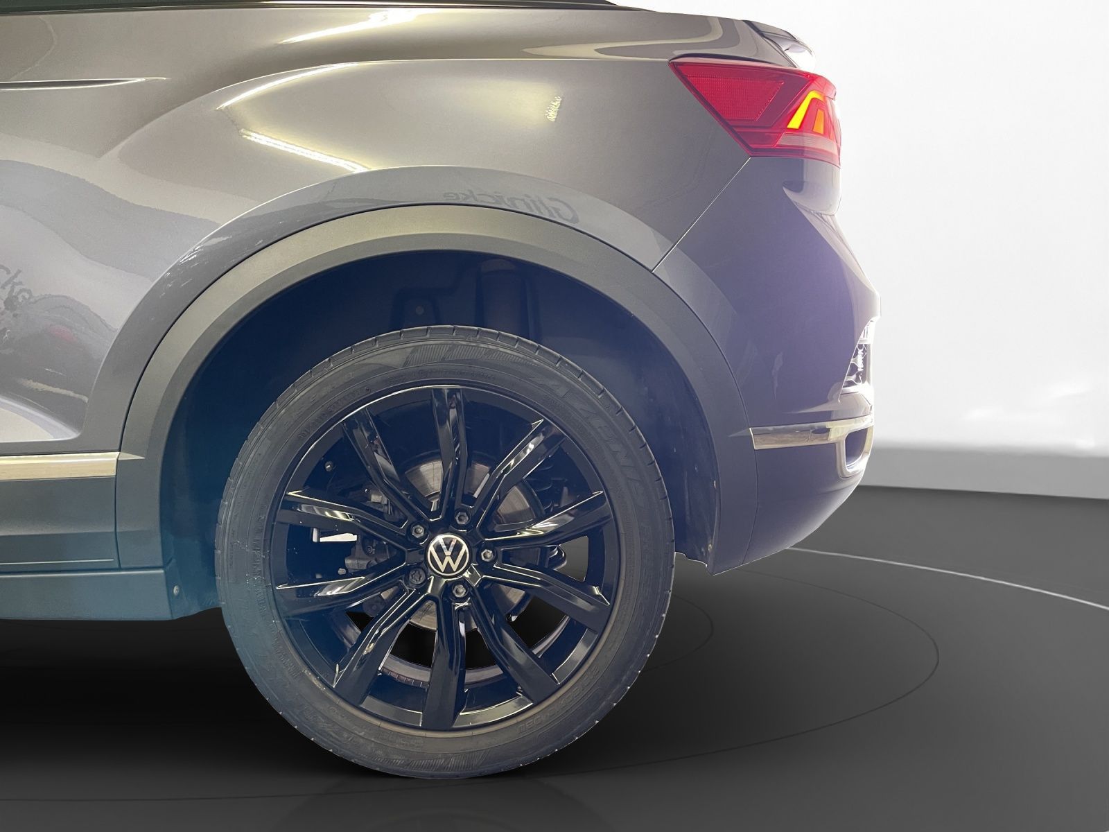 Volkswagen T-Roc Cabrio 1.0 TSI Style - Samsaru's Car Outlet