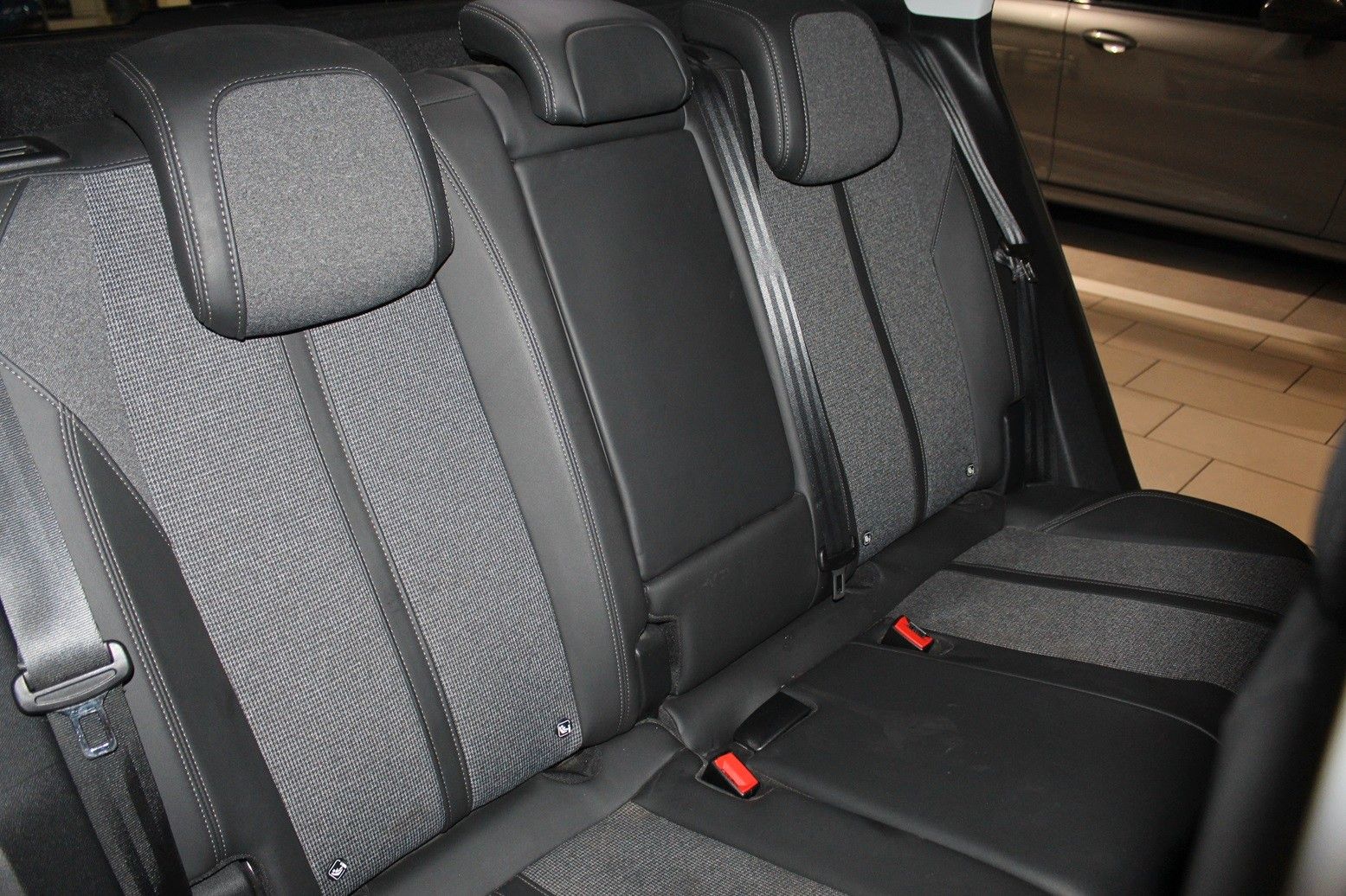 Peugeot 3008 Allure 1.5D - Samsaru's Car Outlet