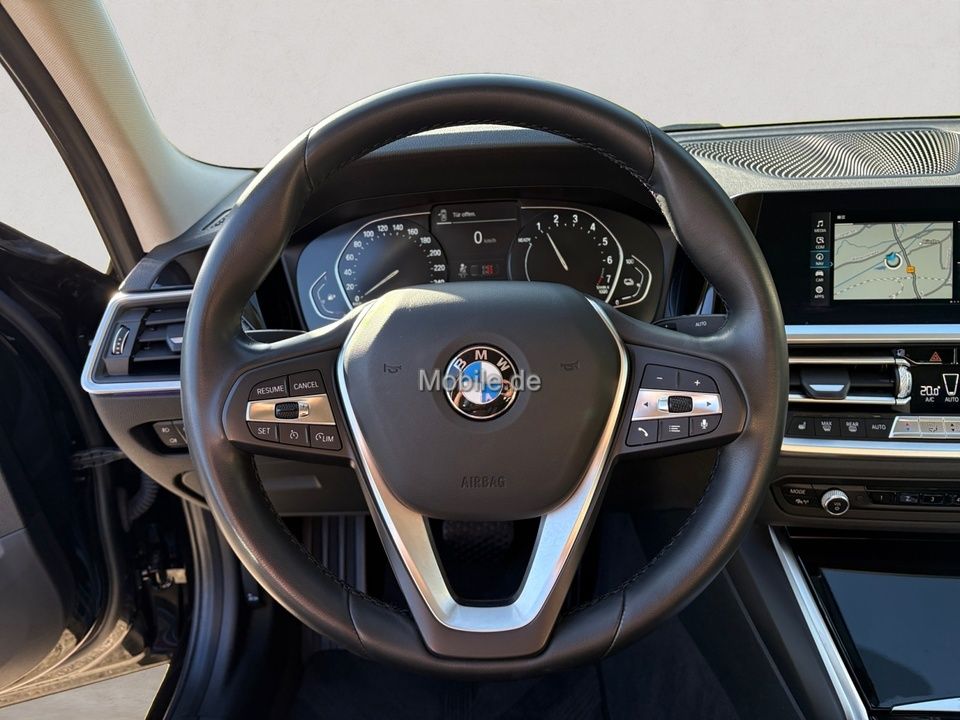 BMW 330e Sport Line - Samsaru's Car Outlet
