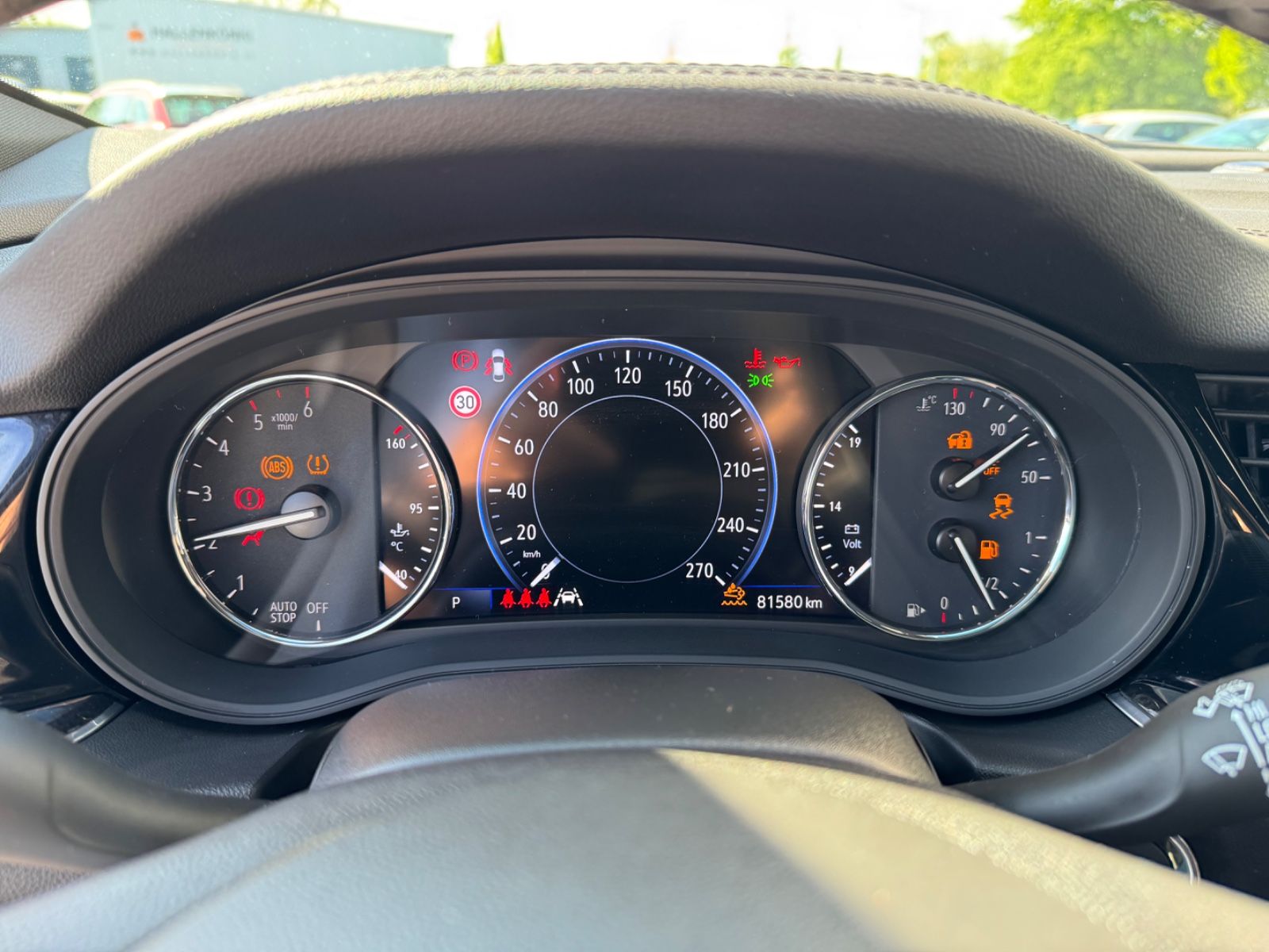 Opel Insignia B Sports Tourer Business - Samsaru's Car Outlet