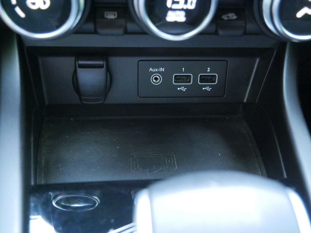 Renault Arkana R.S. Line E-Tech 145 - Samsaru's Car Outlet