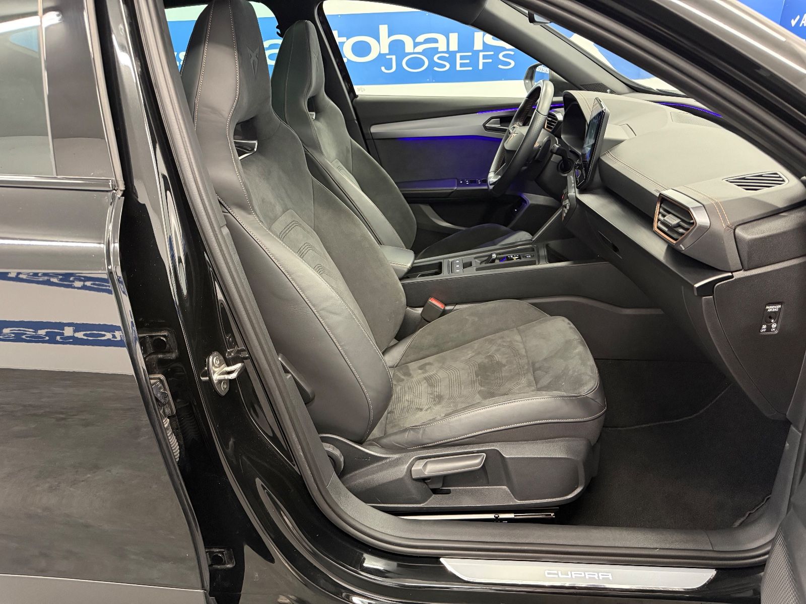 Cupra Formentor 2.0 TSI VZ AHK ACC Virtu 360° Pano LED