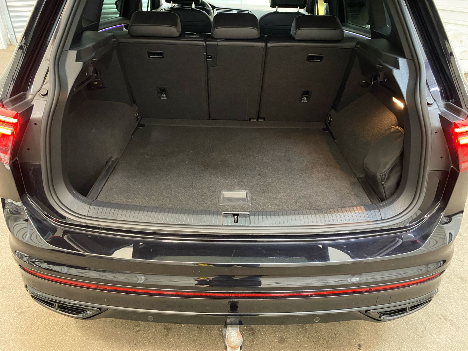 Volkswagen Tiguan 2.0 TSI DSG R-Line 4Motion AHK Kamera