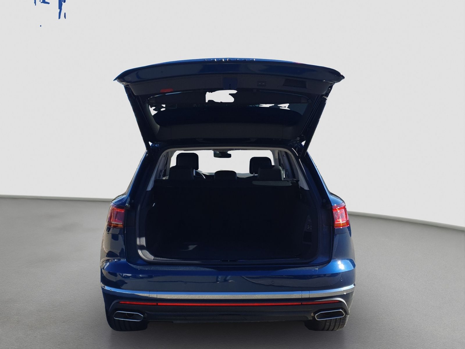 Volkswagen Touareg 3.0TDI*AHK*STANDH*MATIRX*LUFT*LEDER*AREA
