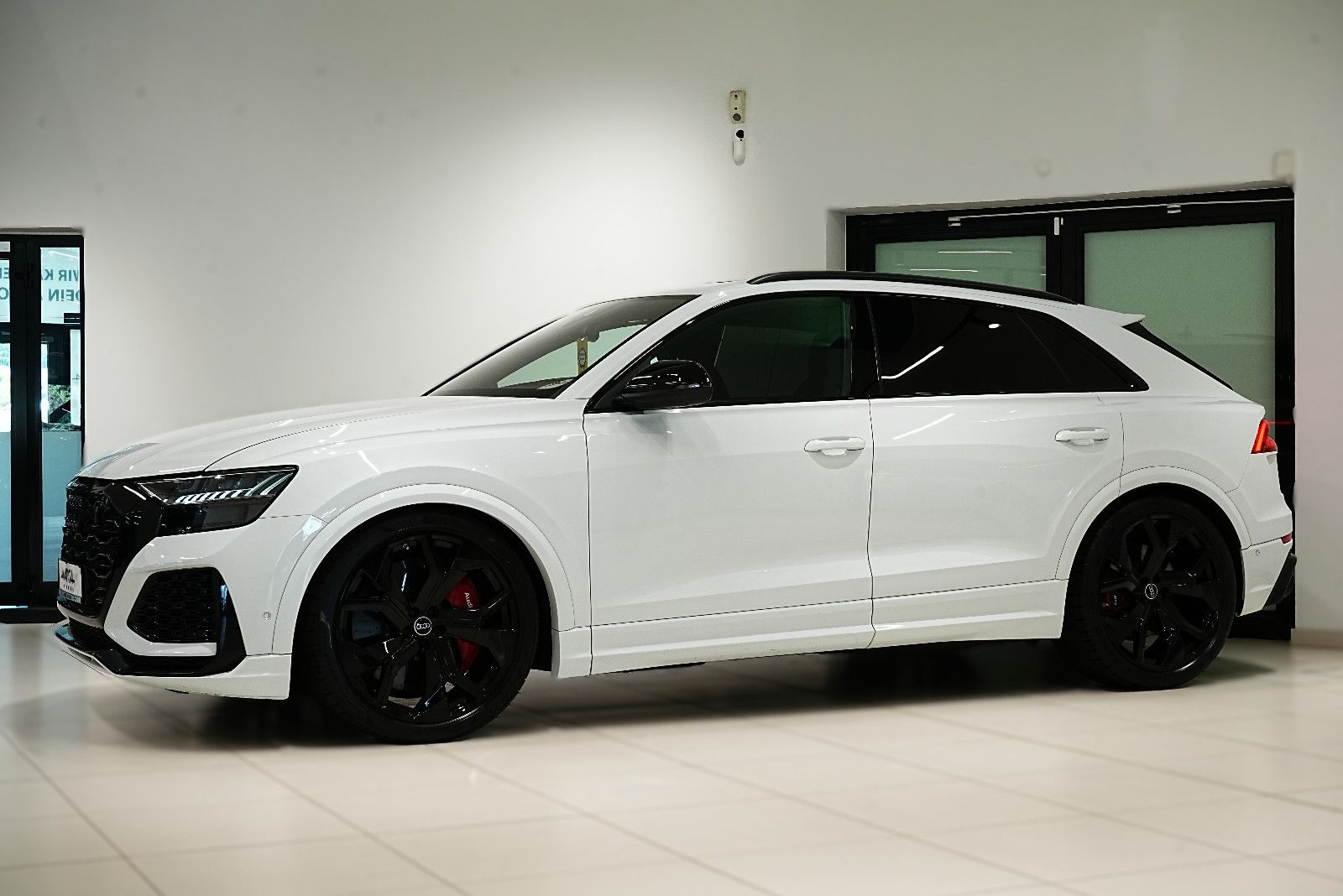 Audi RSQ8 4.0|HUD|KERAMIK|CARBON|SOFT|LUFT|3D|MASSAG|